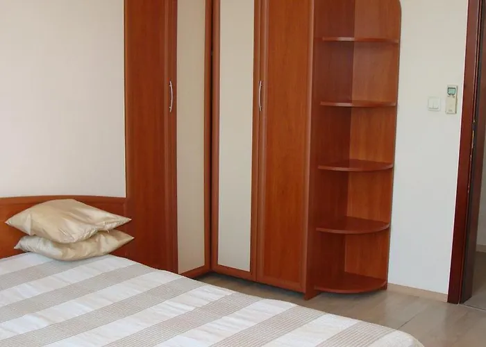 Daire Primorskii Park