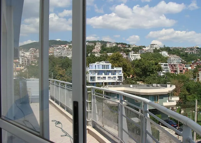 Daire Primorskii Park